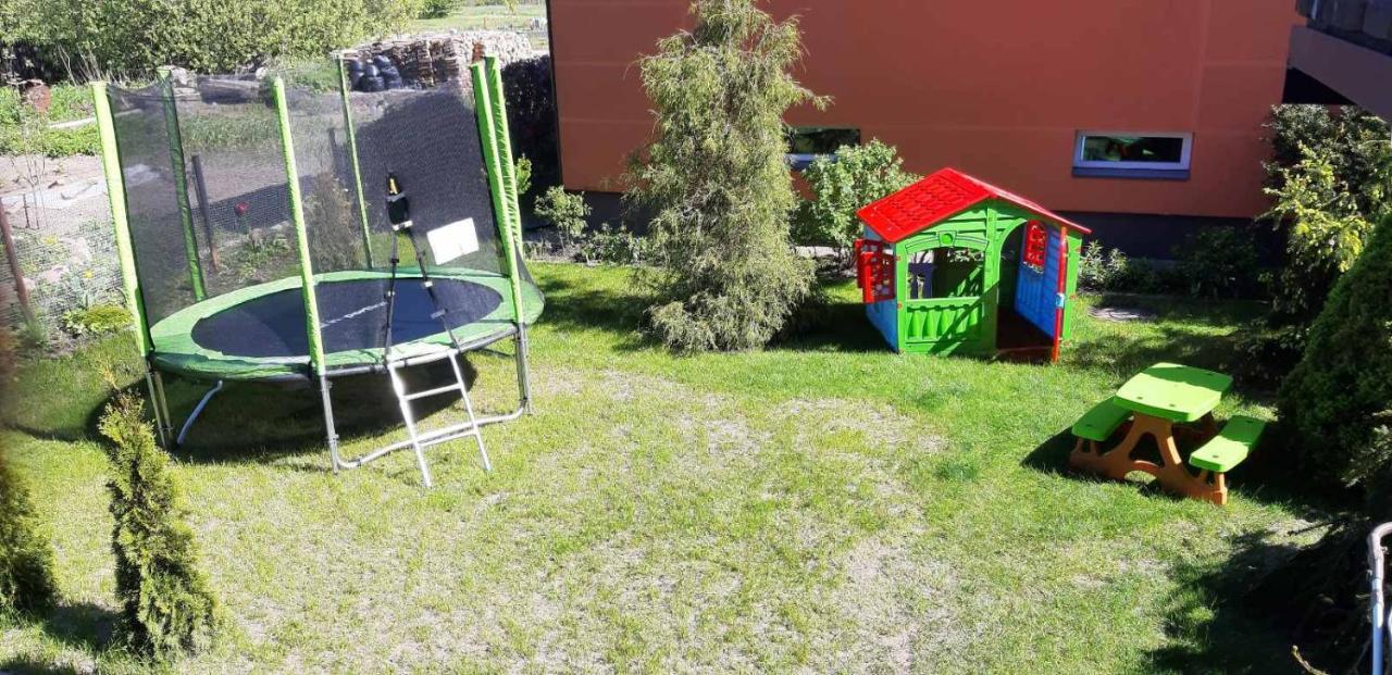 Zelta Pirts Guest House Вентспилс Екстериор снимка